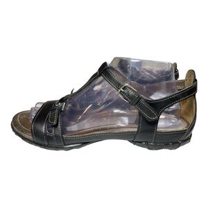 ECCO Groove t-strap black leather sandals size 41